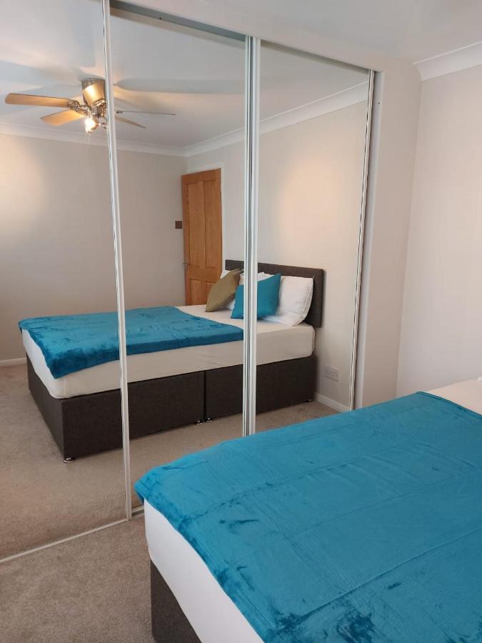 Central Ashford Stay - Contractors & Families Welcome - Free Parking ภายนอก รูปภาพ