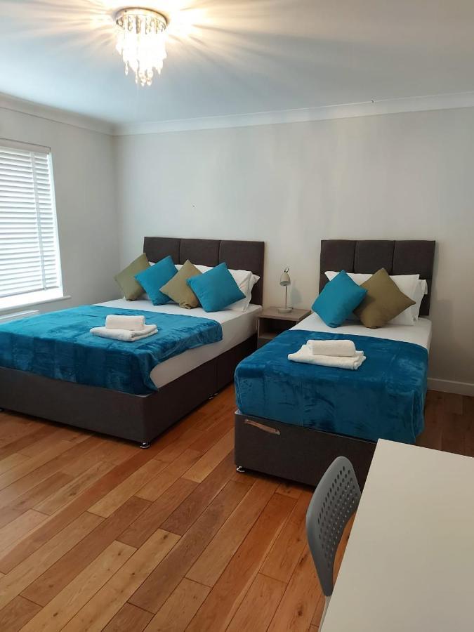 Central Ashford Stay - Contractors & Families Welcome - Free Parking ภายนอก รูปภาพ